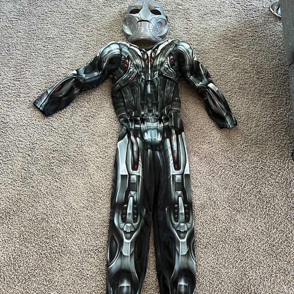 Ultron costume Disney marvel - Picture 3 of 4